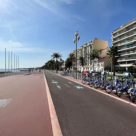 Rez-de-jardin Sur La Promenade Des Nice